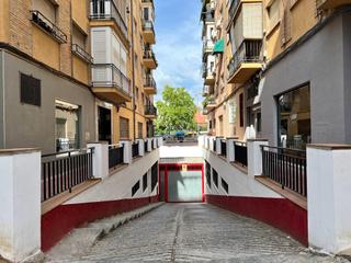 Car parking in Calle Calle del Artesano Molero 4