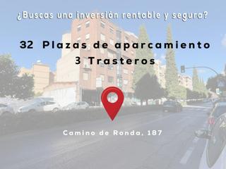Car parking in Camino camino de ronda 187. Buscas rentabilidad con escaso mantenimiento? lote de plazas de