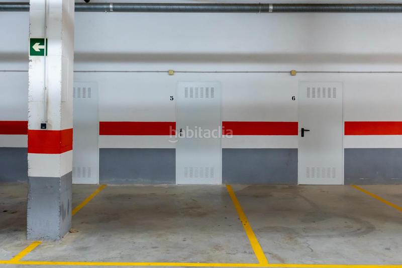 Foto b958f650-784d-47ad-934e-2ec60cca7b54. Piso se vende piso en Playa de Granada Motril