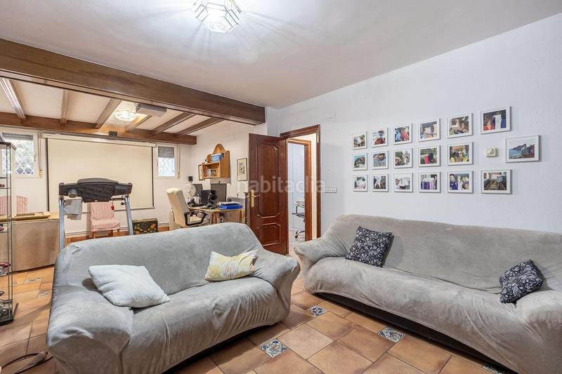 Foto 4cb18946-0bcb-4008-93c0-bff6bc23b6ec. Casa preciosa casa en Peligros