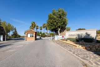 Terreny residencial  C. puntal de las siete lagunas, 35. Magnifica parcela en cañadas del parque!!!!!