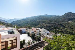 Terreny residencial  Calle serpentina. Edificio en gejar sierra