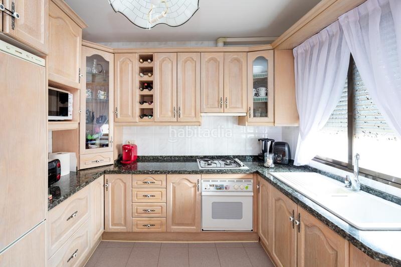 Foto 0e630aff-9435-4f45-b450-753596dbdde0. House with heating parking in San Francisco - El Chorrillo Gabias (Las)