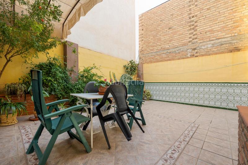 Foto 187b7d2a-969a-4a0b-9506-9a04a638954b. House with heating parking in San Francisco - El Chorrillo Gabias (Las)