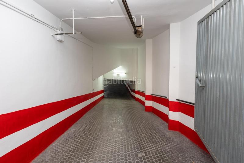 Foto e7bd46a3-9442-4154-bd47-53b22fd282fa. Aparcament cotxe a Fígares Granada