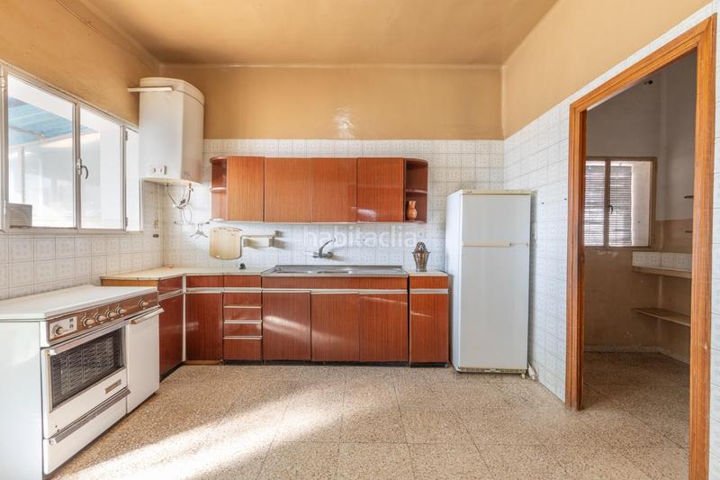 Foto 3ad83b5b-bca8-4c6c-b527-d6f855ac6c7c. Casa vivienda a reformar en el centro en Fuente Vaqueros
