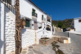 Casa a Bubión. Magnifica casa en bubión