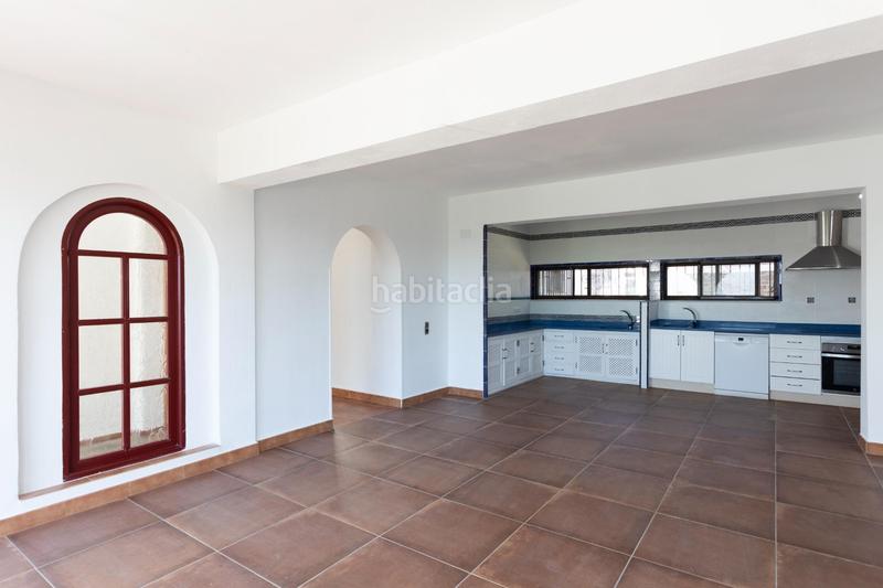 Foto 39168cfa-9e9f-46f7-b4e1-a7e9386c5830. Chalet avec chauffage parking piscine dans Almuñecar centro Almuñécar