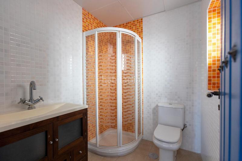 Foto ed1a9a7f-38e4-4919-9dbe-725bbacbc063. Chalet avec chauffage parking piscine dans Almuñecar centro Almuñécar