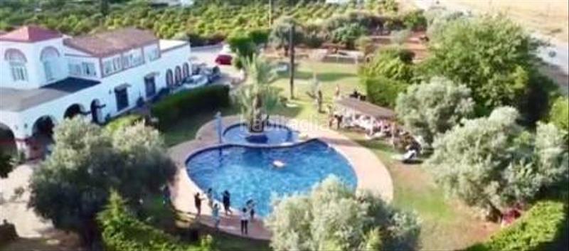 Foto 746d4cf1-81b7-49d8-bfcf-81af5a4052db. Masia amb calefacció aparcament piscina a Oromana Alcalá de Guadaira
