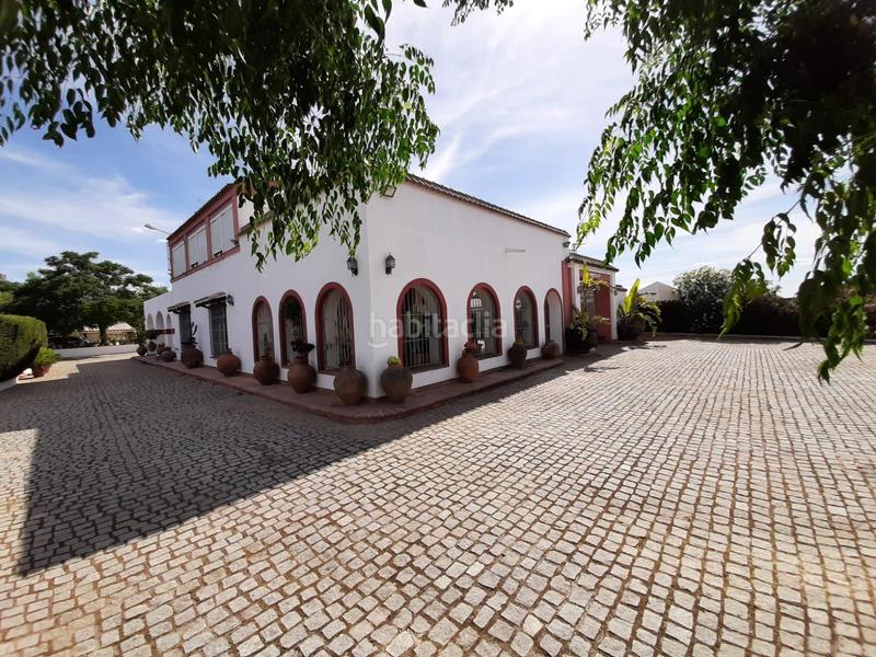 Foto e4991ce1-5c4e-48f2-8658-7571bab2d9f9. Masia amb calefacció aparcament piscina a Oromana Alcalá de Guadaira