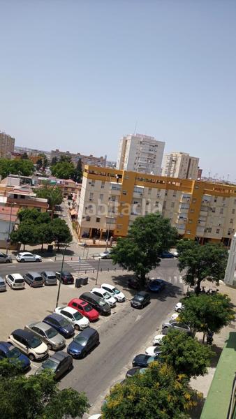 Foto 21018817-2d9e-4b4f-ae7a-9d4394953dbc. Appartamento in Juan XXIII - Rochelambert Sevilla