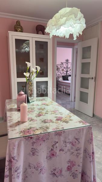 Foto f8ee16bc-2d21-4e55-ae02-0881aabef242. Appartamento in Juan XXIII - Rochelambert Sevilla