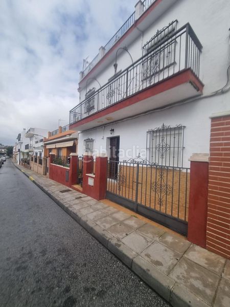 Foto f88282a8-b937-46f4-8a6d-45e46c328105. Casa a Gines
