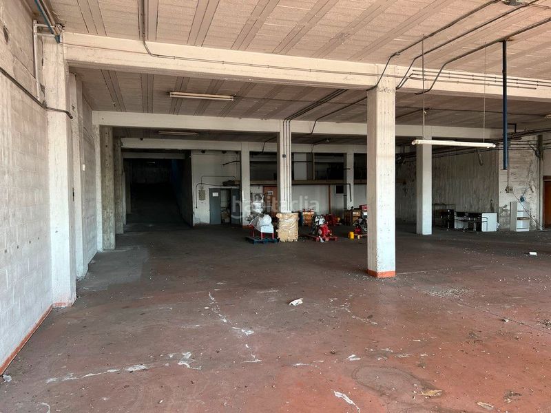 Foto 2d1a1a3a-936e-4fcb-b57c-64e63001e847. Location bâtiment à usage industriel dans Vioño Coruña (A)