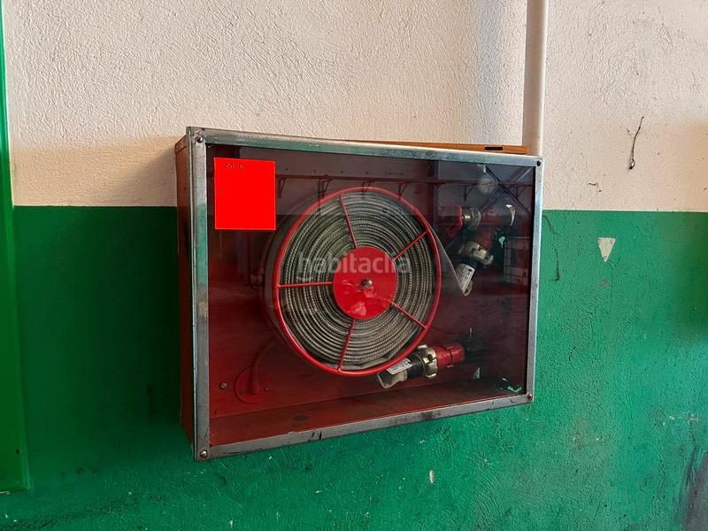 Foto 46d5eeed-4546-4979-849f-bd49fb4eec80. Rent industrial building in Mesoiro Coruña (A)