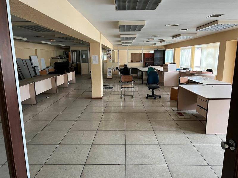 Foto 485f1f6b-96c8-4591-8ccd-509cf6ebaf38. Rent industrial building in Mesoiro Coruña (A)