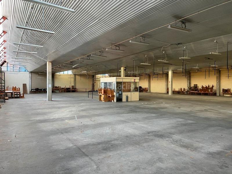 Foto d122c2c4-d57a-4183-875e-07cdf738cb79. Lloguer nau industrial a Mesoiro Coruña (A)