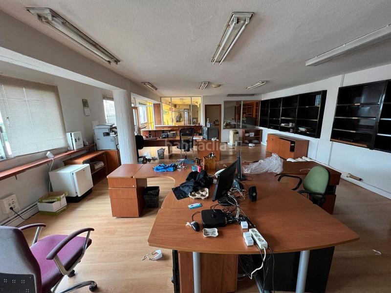 Foto 0c89a332-bcae-4ee4-85dc-2bd5de063801. Location bâtiment à usage industriel dans Mesoiro Coruña (A)