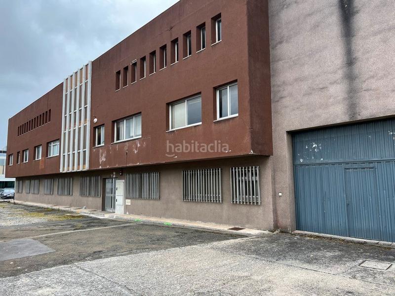 Foto 40539a60-00c2-4893-93a8-fd1c69545b3c. Location bâtiment à usage industriel dans Mesoiro Coruña (A)