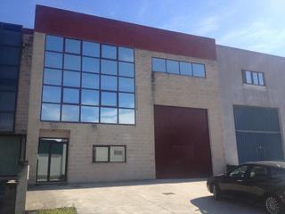Nau industrial a Cambre. Venta de nave bien situada en el polígono de espíritu santo, cam