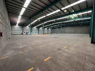 Rent Industrial building in Rúa dos carros 22. Venta o alquiler de nave logística en el ceao, lugo