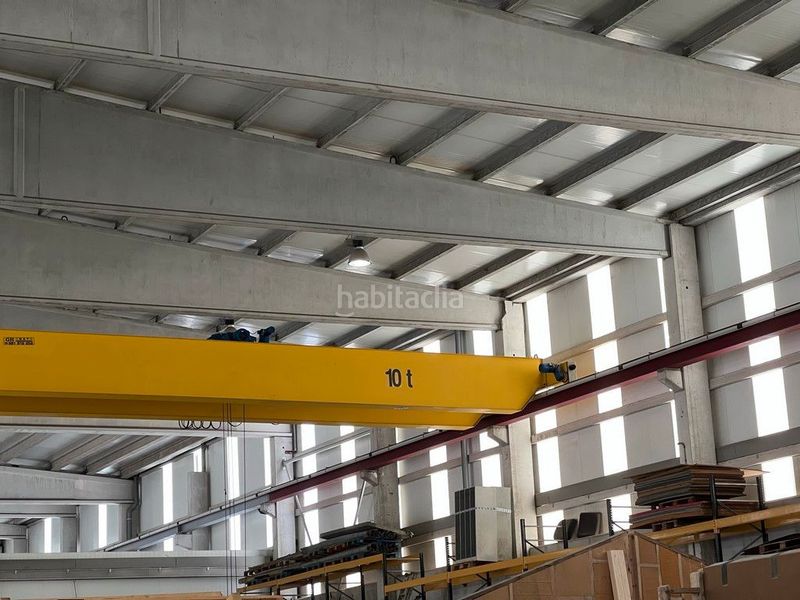 Foto acaad7de-98fc-4370-971e-df49820d377c. Location bâtiment à usage industriel dans Bergondo
