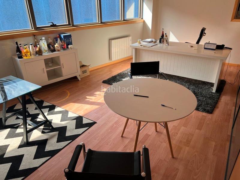 Foto 46733a23-17b0-4a86-ab78-ff6e8af2fc25. Affitto ufficio in rúa eslovaquia 7 in San Lázaro - Meixonfrío Santiago de Compostela