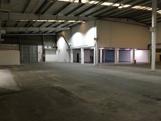 Nave industrial en San Mateo - Castro - O Val. Venta de nave con oficinas en muy buen estado en río do pozo, na