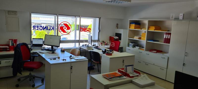 Foto b6e52e62-df9d-4c6d-b7da-7623c76e2a5d. Location bureau dans Mesoiro Coruña (A)