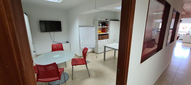 Foto 65eebe2d-0139-401e-9539-d0d571b94236. Miete büro in Mesoiro Coruña (A)