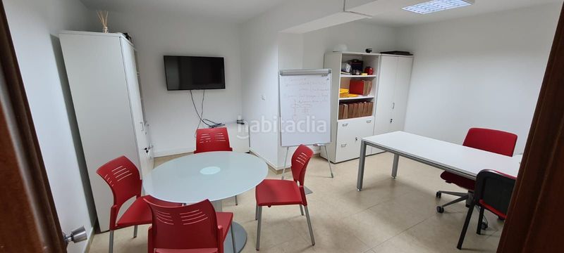 Foto feb9f86c-76a0-4672-a10d-cec7891bc6e6. Miete büro in Mesoiro Coruña (A)