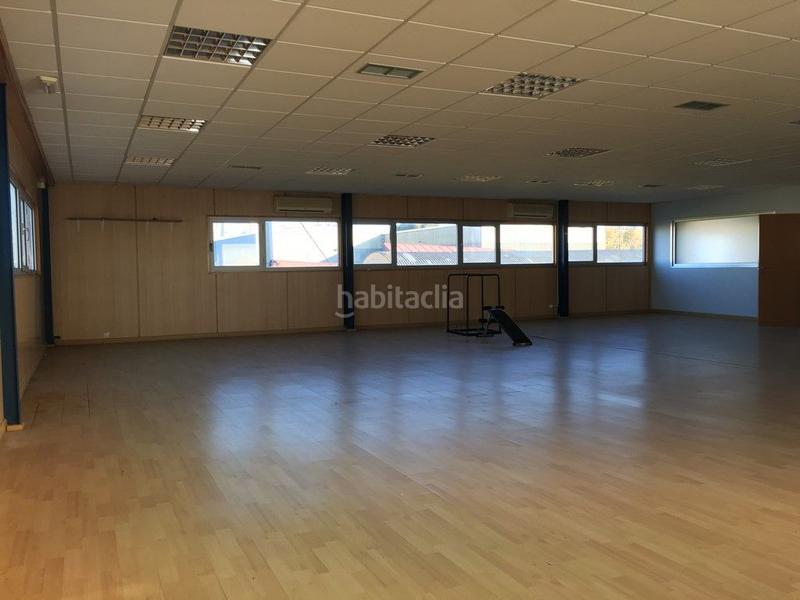 Foto 429bcb10-61ca-4f41-a222-c972728b1110. Lloguer oficina a avenida de arteixo 27 a Someso - Matogrande Coruña (A)