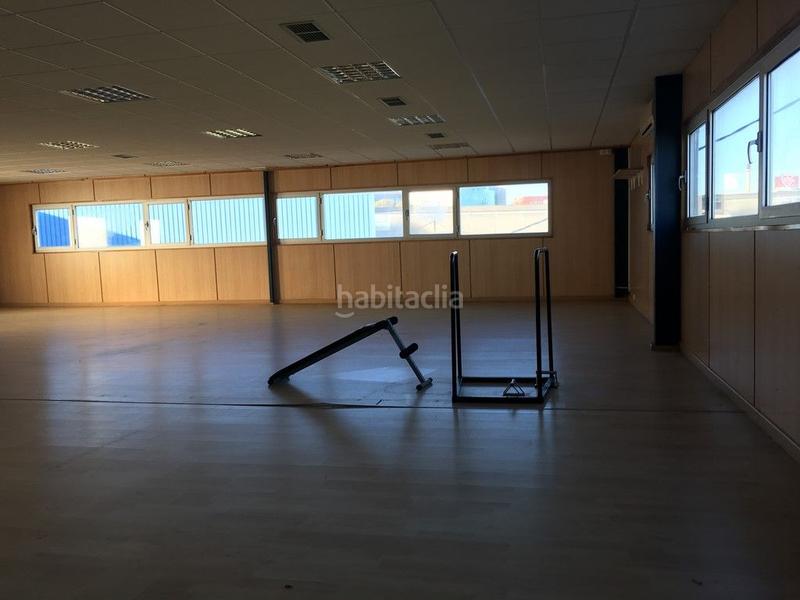 Foto af67f549-9082-4ee9-a590-8f402a8aa117. Lloguer oficina a avenida de arteixo 27 a Someso - Matogrande Coruña (A)