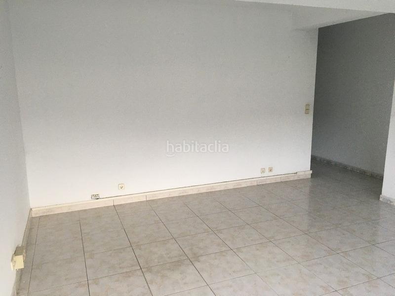 Foto 3ece3f4e-0533-4432-aa6a-f1a978179522. Location bureau dans Mesoiro Coruña (A)