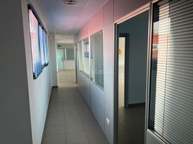 Foto f141b733-caf2-4532-a8b8-8095de6f1fe1. Location bureau dans Campus Norte - San Caetano Santiago de Compostela