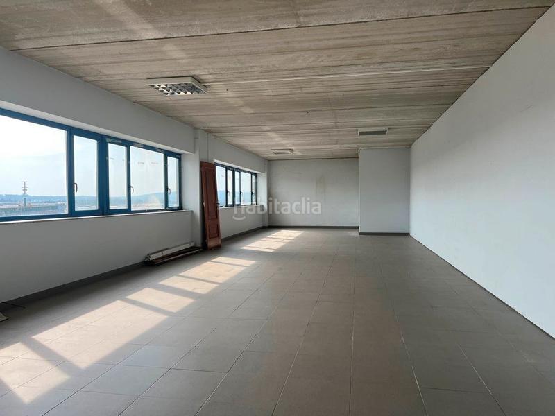 Foto cea18bc8-501d-4b93-b880-1f0e514174a9. Rent office space in Campus Norte - San Caetano Santiago de Compostela