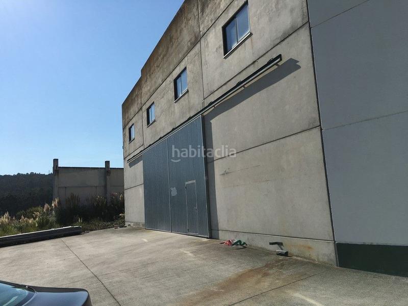 Foto a28bbc1d-f5d2-4ee3-b158-7d091914bc4c. Lloguer nau industrial a avenida da praia 109 a Oseiro Arteixo