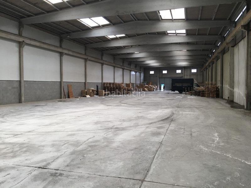 Foto 47c79778-58fa-4df4-80b2-ac299bfcc973. Miete fabrikhalle in avenida da praia 109 in Oseiro Arteixo