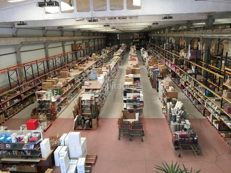 Foto f4148794-9e0e-488f-b312-361603a83005. Miete fabrikhalle in avenida da praia 109 in Oseiro Arteixo