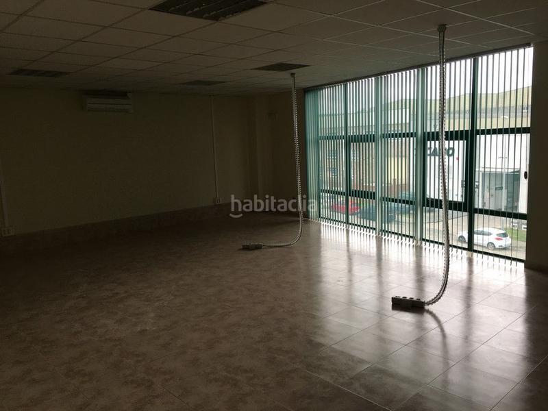 Foto 991fcfda-c632-4fe4-ae37-177e722433b6. Rent office space with heating parking in Campus Norte - San Caetano Santiago de Compostela