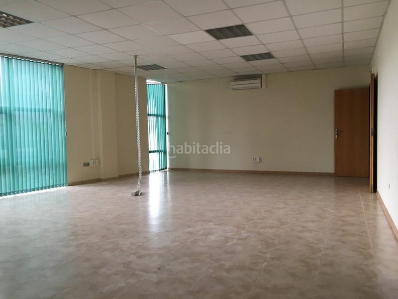 Foto ff93b569-1766-4dbc-a0b3-67322224bdc5. Rent office space with heating parking in Campus Norte - San Caetano Santiago de Compostela