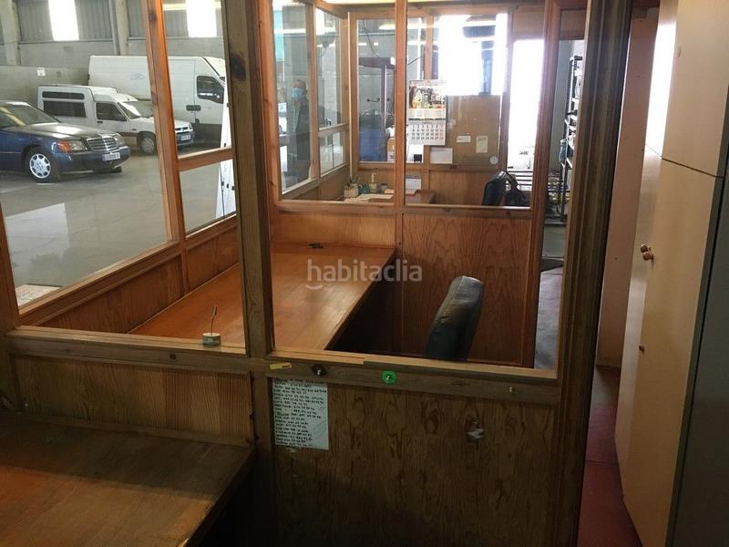 Foto 23ce09be-bfb8-487e-b62d-eedbf805014d. Lloguer nau industrial a avenida general franco 84 a Begonte