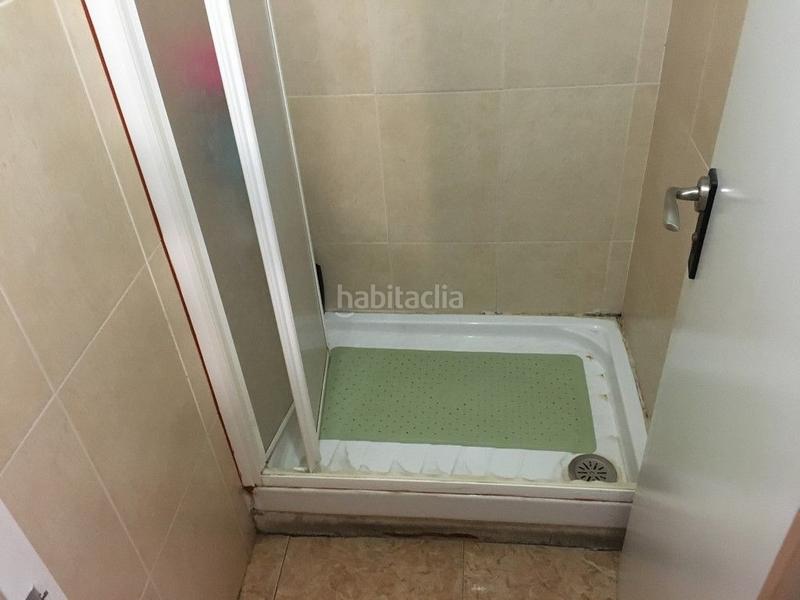 Foto 2cd104c7-86e9-4cc2-acda-795cba203037. Lloguer nau industrial a avenida general franco 84 a Begonte