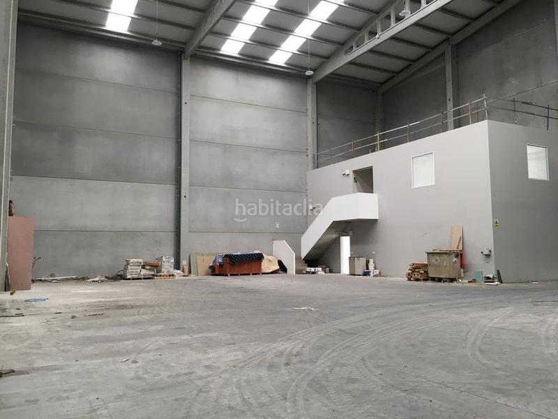 Foto 369622ed-ff6e-4f1e-b9bf-2e9abfa7e8d4. Fabrikhalle in Parroquias Rurales Culleredo