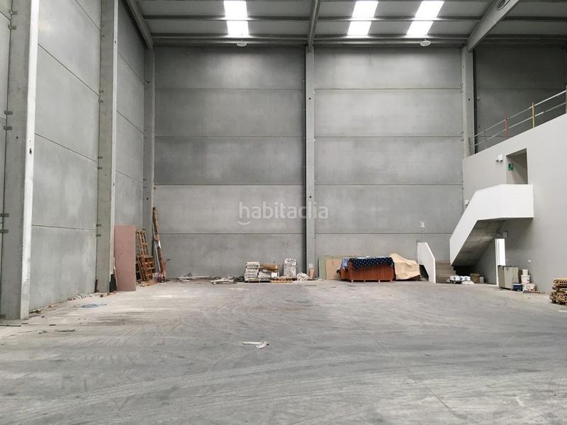 Foto 5561c56b-0089-40c1-9555-001a03222a9c. Fabrikhalle in Parroquias Rurales Culleredo