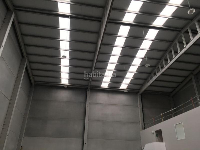 Foto c158ca61-0081-4b1c-94c7-cdf3a590ddd8. Fabrikhalle in Parroquias Rurales Culleredo