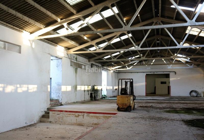 Foto 0c64b553-cd63-406c-bcaf-739744333560. Miete fabrikhalle in avenida porta do sol 6 in Valdoviño
