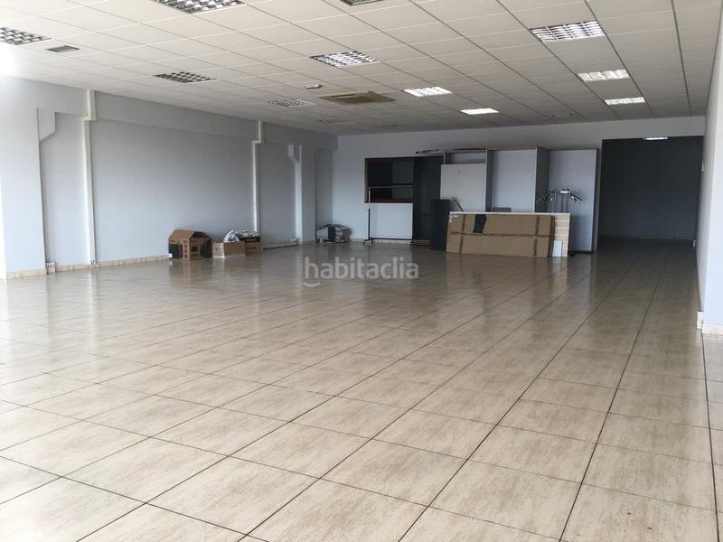 Foto f95f9705-6787-459a-b672-34b6ca6db256. Affitto ufficio in avenida finisterre 48 in Vioño Coruña (A)