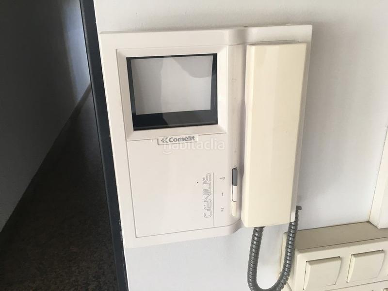 Foto 5bf24dca-d325-4a0d-b4af-49112b5b0338. Location bureau dans avenida finisterre 48 dans Vioño Coruña (A)